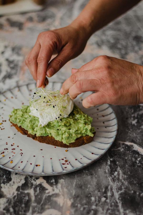 Kai 36 - Hotel Zwischen Fels Und Fluss Γκρατς Εξωτερικό φωτογραφία Avocado toast